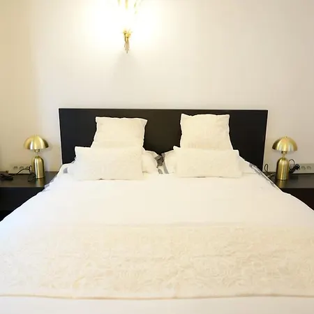 Elegant Vintage With Balcony Opera Madeleine דירה *