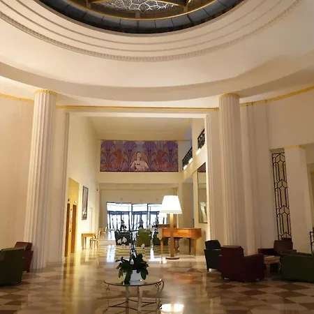 Apartmán Elegant Vintage With Balcony Opera Madeleine Paříž