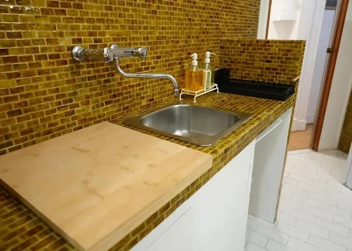 Elegant Vintage With Balcony Opera Madeleine דירה